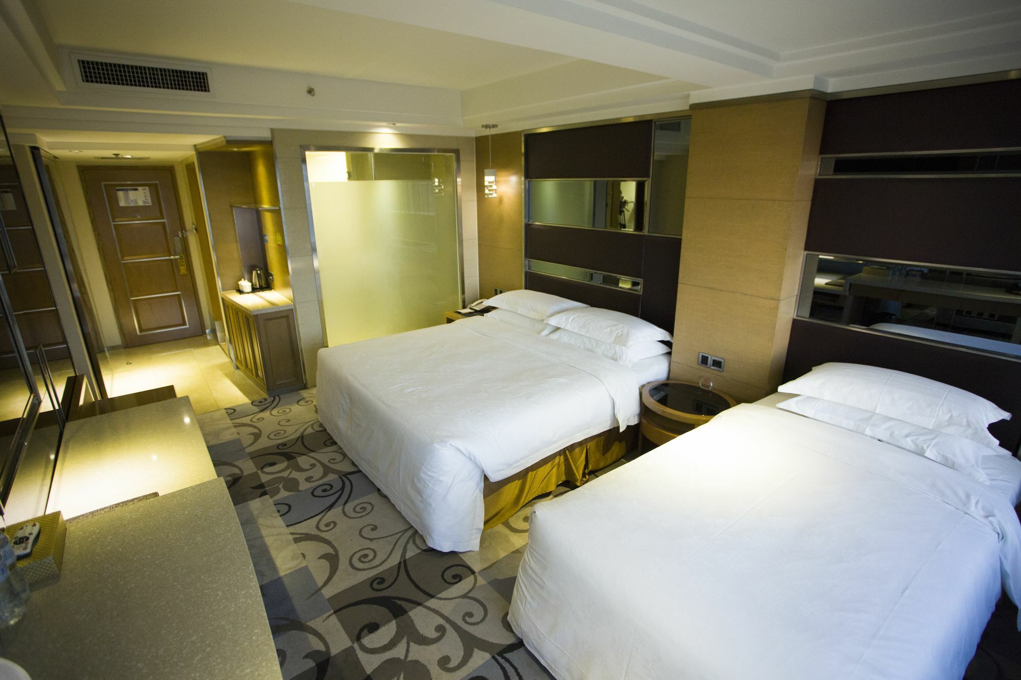 Fuke Jirui Hotel Urumqi Exterior photo